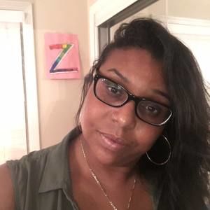 Meet your Posher, Zeeva